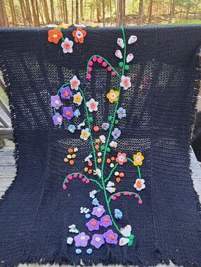 Handcrafted Black Crochet Floral 3D Chunky Knit Twin Size Vintage Blanket